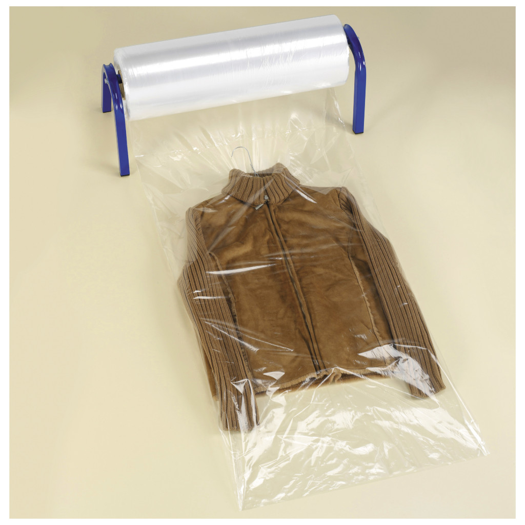 Housse plastique pour vêtements en rouleau
