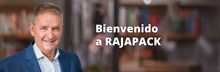 A su lado, con facilidad