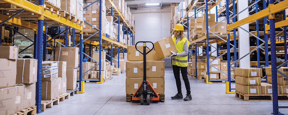 Lager und Hallen bzw. Ausstattung  LOGISTIK HEUTE - Das deutsche