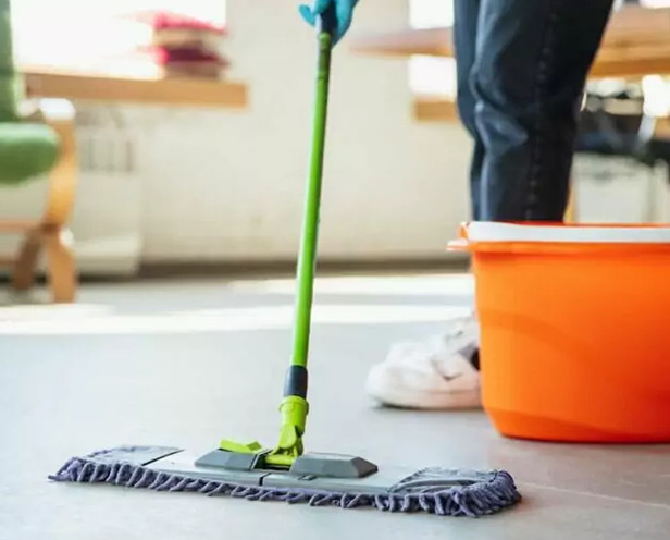 Les produits de nettoyage professionnel pour entrepôt