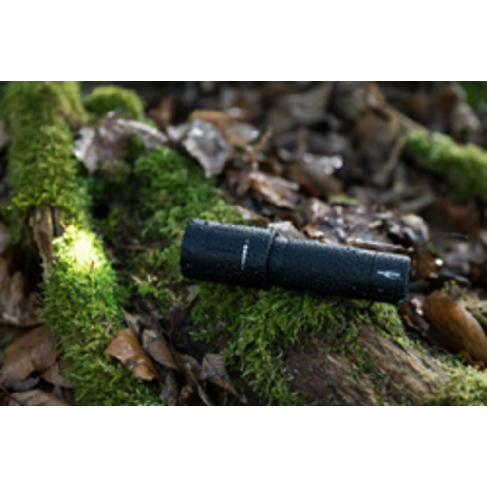 ANSMANN Lampe de poche LED M250F, avec mise au point