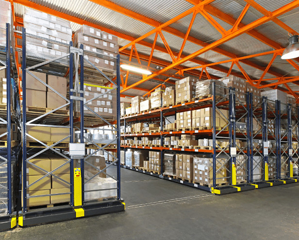 The Essential Guide to Stocking a Warehouse