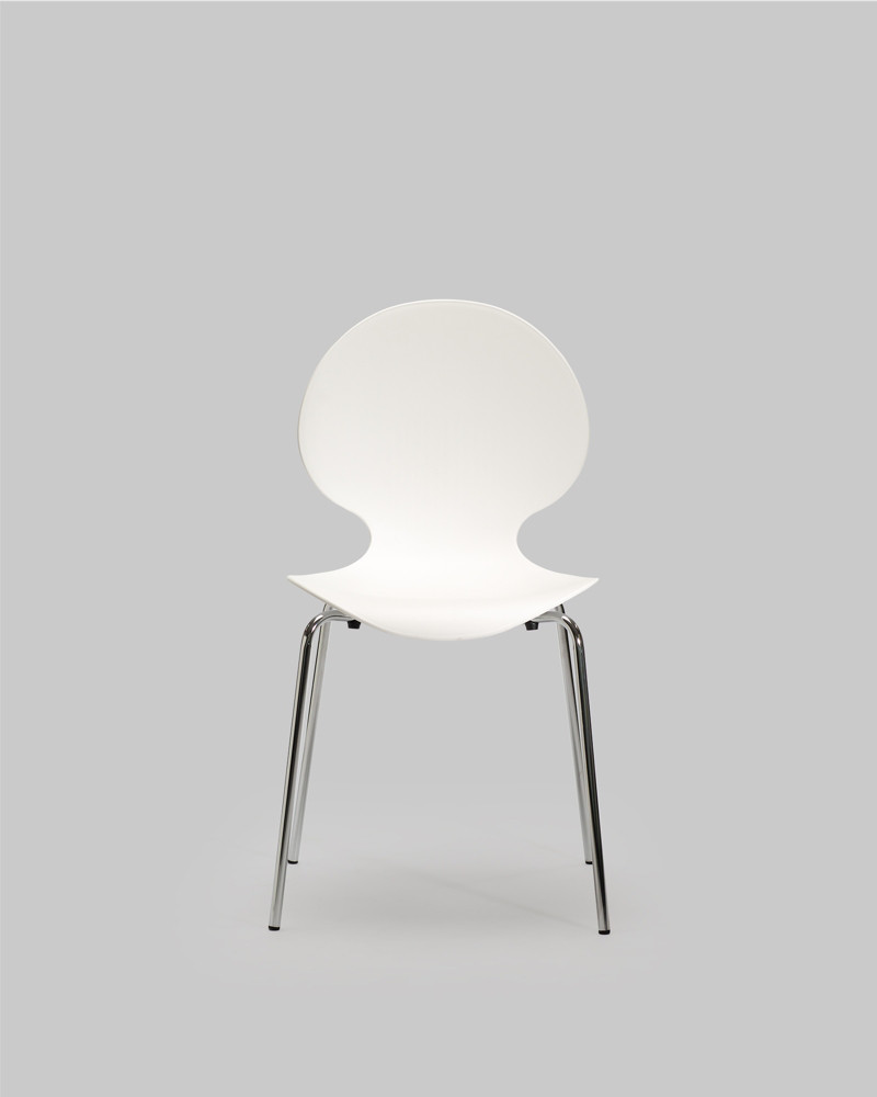 Chaise coque plastique empilable Namie en polypropylne blanc, pieds chroms