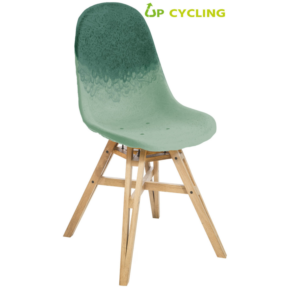 Chaise upcycle Ida coque plastique Rivire et Galet - 4 pieds bois Chne massif