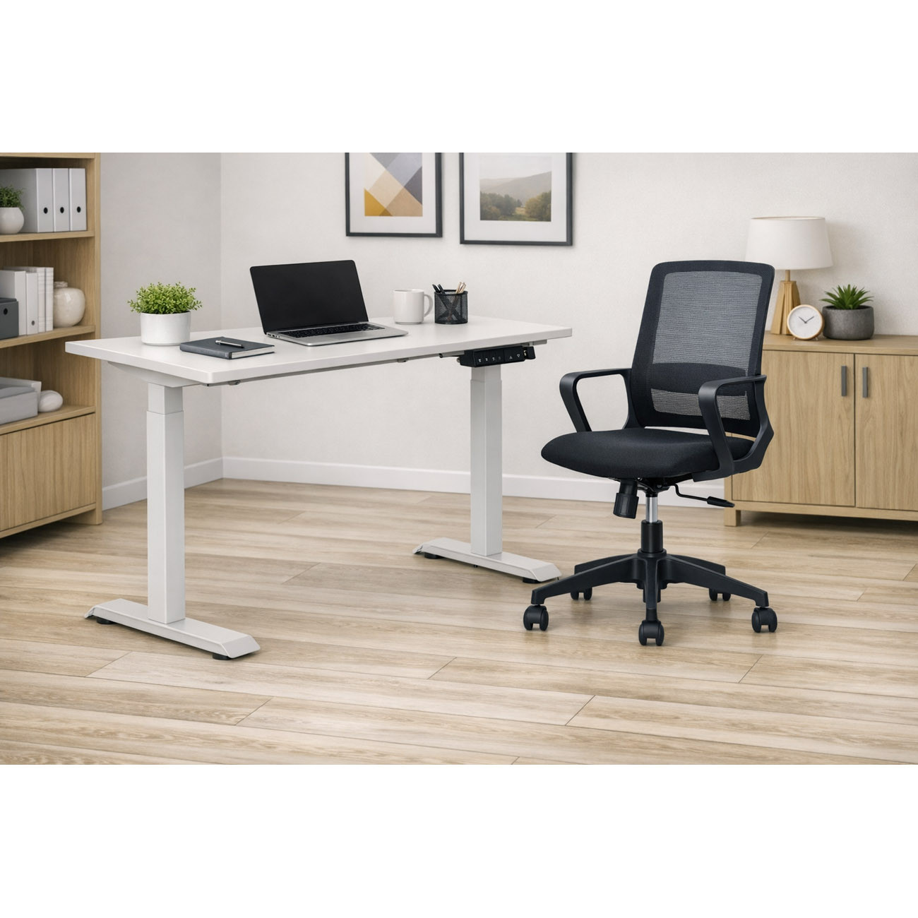 MONDOFFICE Pack Bureau 120 x 60 réglable électrique en hauteur Plateau Blanc - Pied Blanc + Fauteuil Ergonomique Homely Noir