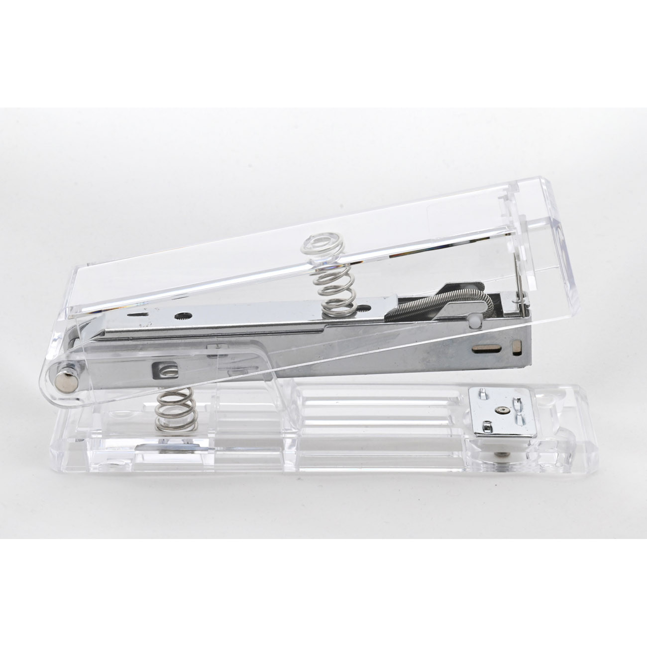 Seco+Agrafeuse+de+bureau+-+Agrafes+24/6+et+26/6+-+Capacite+25+feuilles+-+Corps+transparent+-+Mecanisme+Argent