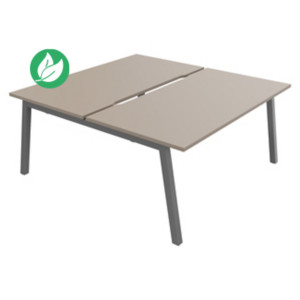 Bureau droit partagé 2 postes Burocolor A échancré - Départ - L.160 x P.163 cm - Plateau Argile - Pieds Aluminium Bureau droit partagé 2 postes Burocolor A échancré - Départ - L.160 x P.163 cm - Plateau Argile - Pieds Aluminium