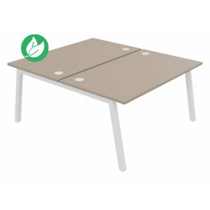 Bureau droit partagé 2 postes Burocolor A avec obturateurs - Départ - L.140 x P.163 cm - Plateau Argile - Pieds Blanc Bureau droit partagé 2 postes Burocolor A avec obturateurs - Départ - L.140 x P.163 cm - Plateau Argile - Pieds Blanc