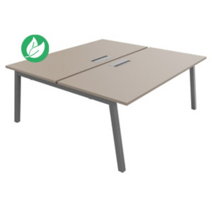 Bureau droit partagé 2 postes Burocolor A avec trappe d'accès - Départ - L.180 x P.163 cm - Plateau Argile - Pieds Aluminium Bureau droit partagé 2 postes Burocolor A avec trappe d'accès - Départ - L.180 x P.163 cm - Plateau Argile - Pieds Aluminium