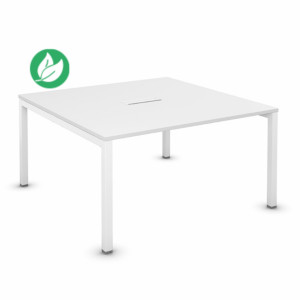 Bureau manager Burocolor avec trappe d'accès - L.160 x P.163 cm - Plateau Blanc - Pieds Blanc Bureau manager Burocolor avec trappe d'accès - L.160 x P.163 cm - Plateau Blanc - Pieds Blanc