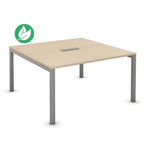 Bureau manager Burocolor avec trappe d'accès - L.160 x P.163 cm - Plateau Chêne - Pieds Aluminium Bureau manager Burocolor avec trappe d'accès - L.160 x P.163 cm - Plateau Chêne - Pieds Aluminium