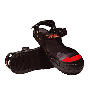 Sur-chaussures de sécurité antidérapantes avec embout de protection. T. 38 au 41. Sur-chaussures de sécurité antidérapantes avec embout de protection. T. 38 au 41.