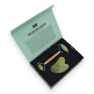 Kit BioEssenze Gua Sha, Roller e Giada naturale Kit BioEssenze Gua Sha, Roller e Giada naturale