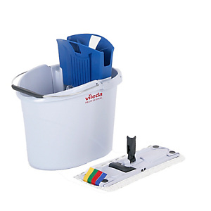 Kit UltraSpeed Mini - secchio da 10 L con strizzatore + mop + telaio 34 cm - mix di prodotti in omaggio inclusi - Vileda Kit UltraSpeed Mini - secchio da 10 L con strizzatore + mop + telaio 34 cm - mix di prodotti in omaggio inclusi - Vileda