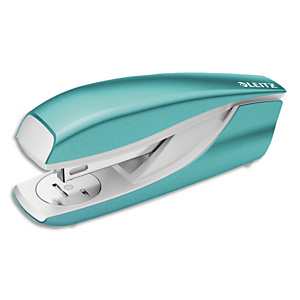 LEITZ Agrafeuse NEXXT Menthe - En métal - Capacité 30 feuilles - Agrafes 24/6 - Livrée en Boîte LEITZ Agrafeuse NEXXT Menthe - En métal - Capacité 30 feuilles - Agrafes 24/6 - Livrée en Boîte