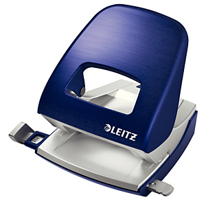 Leitz NeXXt Series 5006 Style, Perforatore 2 fori, Capacità 30 fogli, Blu Titanio Leitz NeXXt Series 5006 Style, Perforatore 2 fori, Capacità 30 fogli, Blu Titanio