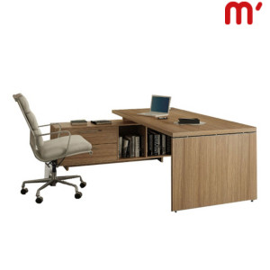 Linea Executive Postazione manager, 225 x 170 x 74 cm, Piano e Fianchi melaminico Noce Castagno Linea Executive Postazione manager, 225 x 170 x 74 cm, Piano e Fianchi melaminico Noce Castagno