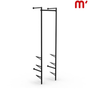 Montanti a cremagliera per sistema Showroom con 1 traversa e 3 ripiani in legno, 62,5 x 45 x 240 cm, Metallo verniciato nero Montanti a cremagliera per sistema Showroom con 1 traversa e 3 ripiani in legno, 62,5 x 45 x 240 cm, Metallo verniciato nero