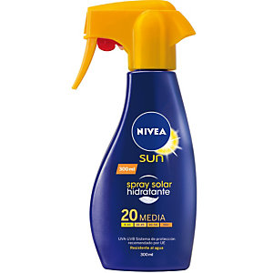 NIVEA Protege & Hidrata Protector solar spray, FP 20, 300 ml