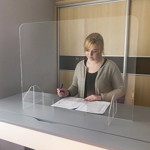 Ochranná stena z plexiskla 650 x 650 mm s otvorom - 5