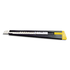 OLFA Cutter ''180'' idéal pour couper le papier, film, carton, papier peint,etc. Largeur de lames 9mm OLFA Cutter ''180'' idéal pour couper le papier, film, carton, papier peint,etc. Largeur de lames 9mm