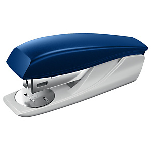 PETRUS 210 Grapadora manual pequeña, capacidad para 25 hojas, compatible con grapas 22/6, 24/6 y 26/6, azul