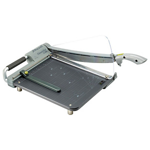 Rexel ClassicCut™ CL200, Guillotina, A4, cuchilla de acero inoxidable, 15 hojas, 152 x 403 x 660 mm, carbón Rexel ClassicCut™ CL200, Guillotina, A4, cuchilla de acero inoxidable, 15 hojas, 152 x 403 x 660 mm, carbón