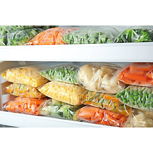 Sacchetto freezer per alimenti in polietilene, 15 x25 cm, Trasparente (Speciale HO.RE.CA confezione 3.145 pezzi) Sacchetto freezer per alimenti in polietilene, 15 x25 cm, Trasparente (Speciale HO.RE.CA confezione 3.145 pezzi)