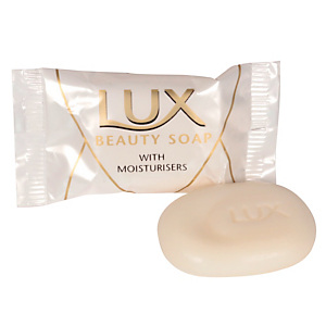 Savons solides Lux pour mains 15 g, boite de 100 Savons solides Lux pour mains 15 g, boite de 100