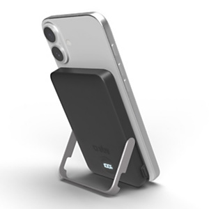 SBS Power bank battery pack 5.000 mAh wireless con supporto stand integrato e LCD, Nero SBS Power bank battery pack 5.000 mAh wireless con supporto stand integrato e LCD, Nero