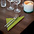 Serviettes de table en papier Dinner Tork, coloris citron vert, le colis de 150 - 2