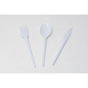 Set coltello, forchetta e cucchiaio monouso in PS, Riciclabile, Bianco (confezione 1.000 pezzi) Set coltello, forchetta e cucchiaio monouso in PS, Riciclabile, Bianco (confezione 1.000 pezzi)