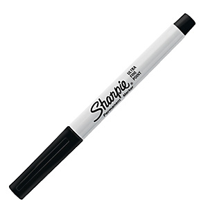 Sharpie Penna Marker Ultra Fine Point, Punta ultra fine 0,5 mm, Nero (confezione 2 pezzi) Sharpie Penna Marker Ultra Fine Point, Punta ultra fine 0,5 mm, Nero (confezione 2 pezzi)