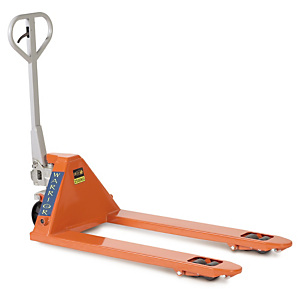 Short length pallet trucks