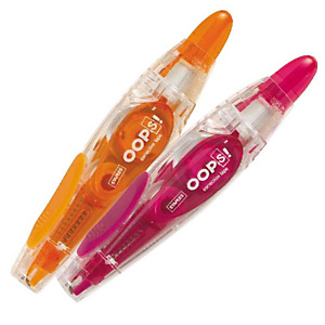 Staples Correttore a nastro retrattile OOPS!™, 6 m x 5 mm, Arancione e Rosa Staples Correttore a nastro retrattile OOPS!™, 6 m x 5 mm, Arancione e Rosa