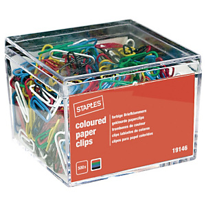 Staples Fermagli colorati in acciaio, Dimensioni 25 mm, Colori Assortiti<BR> Staples Fermagli colorati in acciaio, Dimensioni 25 mm, Colori Assortiti<BR>
