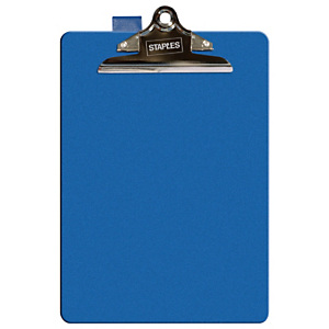 Staples Tabla de pinza portapapeles, A4, cartón rígido forrado en PVC, azul Staples Tabla de pinza portapapeles, A4, cartón rígido forrado en PVC, azul