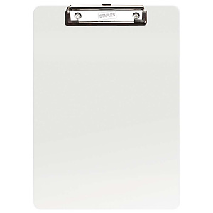 Staples Tabla de pinza portapapeles, A4, soporte para bolígrafo, PVC, translúcido Staples Tabla de pinza portapapeles, A4, soporte para bolígrafo, PVC, translúcido