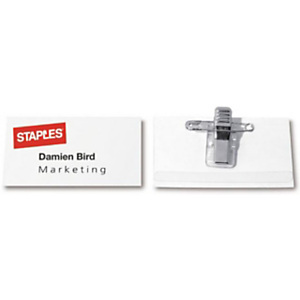 Staples Tarjeta de identificación de visitante de pinza combinada, PVC, horizontal, 75 x 40 mm, transparente Staples Tarjeta de identificación de visitante de pinza combinada, PVC, horizontal, 75 x 40 mm, transparente