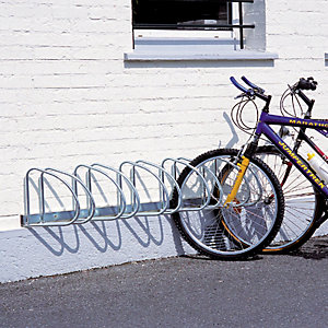 Support mural pour vélos rangés au sol, 5 places