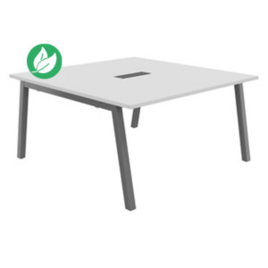 Table de réunion Burocolor A avec trappe d'accès - L.140 x P.143 cm - Plateau Blanc - Pieds Aluminium Table de réunion Burocolor A avec trappe d'accès - L.140 x P.143 cm - Plateau Blanc - Pieds Aluminium