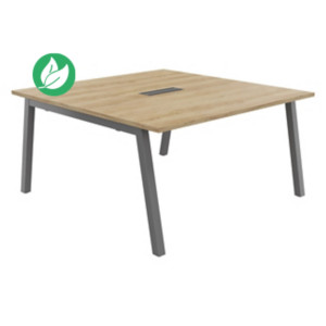 Table de réunion Burocolor A avec trappe d'accès - L.140 x P.143 cm - Plateau Chêne Nebraska - Pieds Aluminium Table de réunion Burocolor A avec trappe d'accès - L.140 x P.143 cm - Plateau Chêne Nebraska - Pieds Aluminium