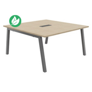 Table de réunion Burocolor A avec trappe d'accès - L.140 x P.143 cm - Plateau Chêne - Pieds Aluminium Table de réunion Burocolor A avec trappe d'accès - L.140 x P.143 cm - Plateau Chêne - Pieds Aluminium