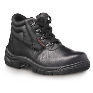 Unisex Chukka safety boots with protective midsole