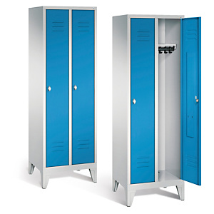 Vestiaire à portes bleues Vestiaire à portes bleues